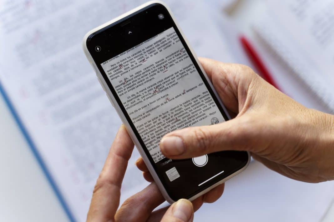Seu celular é um scanner: saiba como digitalizar documentos 